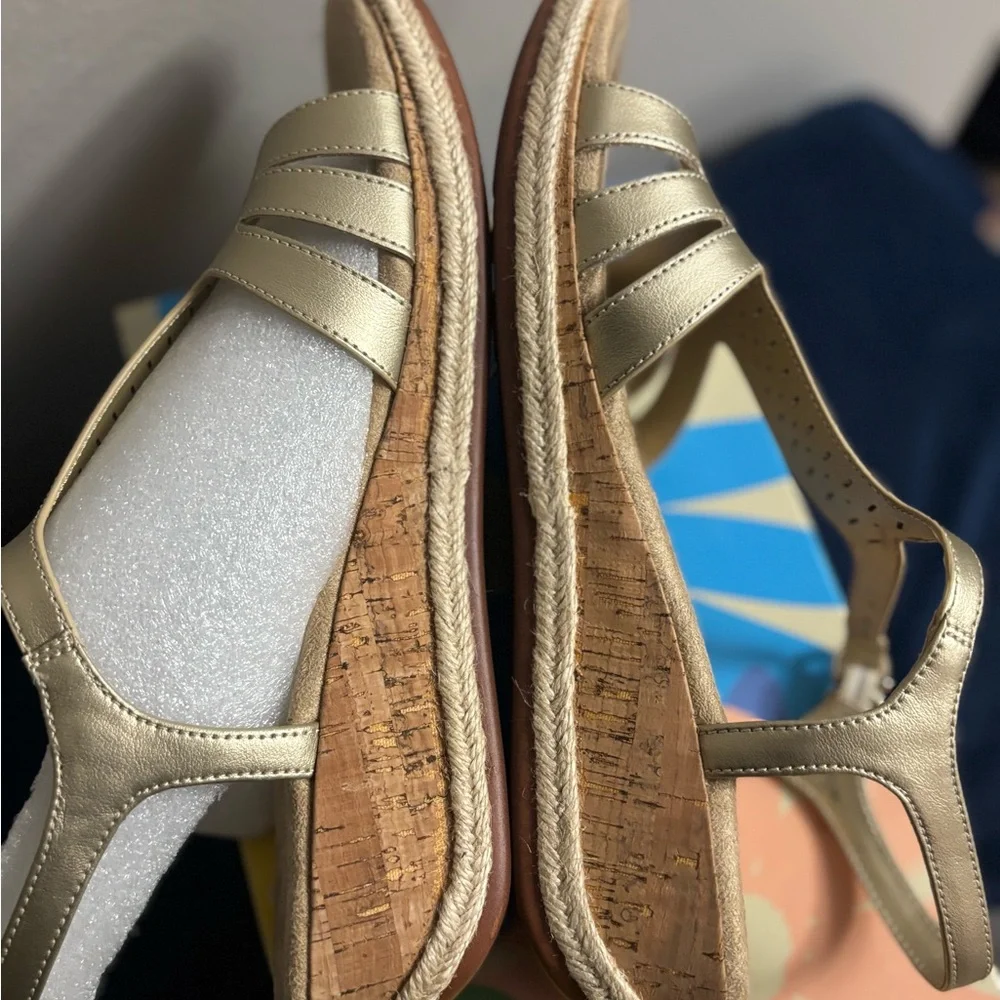 Easy Street Women's Dorinda Wedge Sandals #12